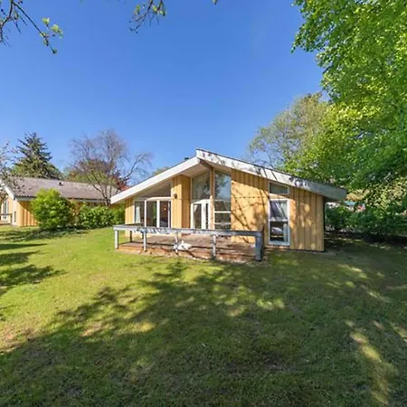 Holiday home Seeschwalbe 242 Mirow